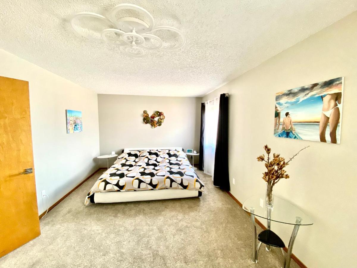 Artsy Home Close To Usafa With Fireplace And Patio 콜로라도스프링스 외부 사진