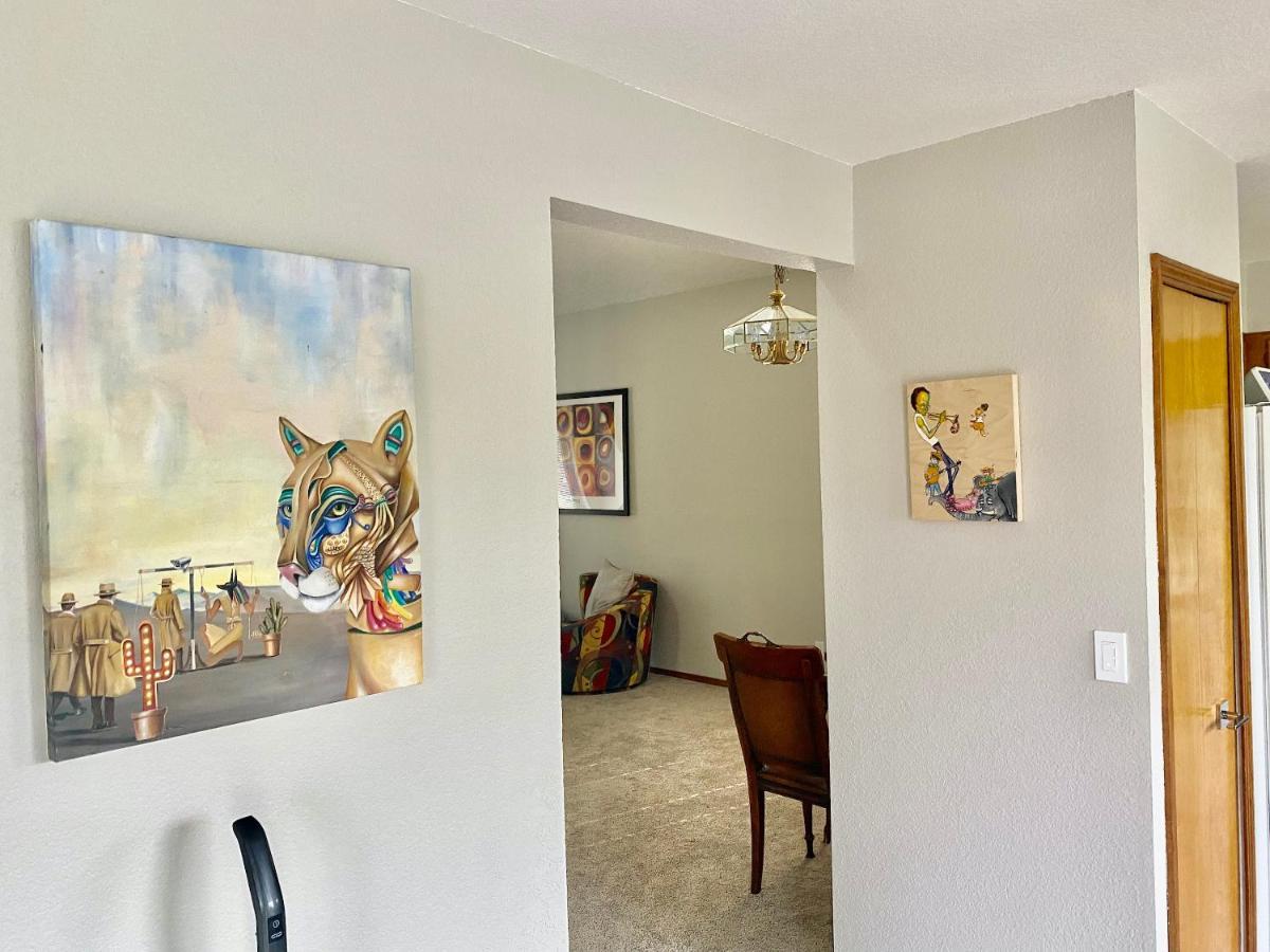 Artsy Home Close To Usafa With Fireplace And Patio 콜로라도스프링스 외부 사진