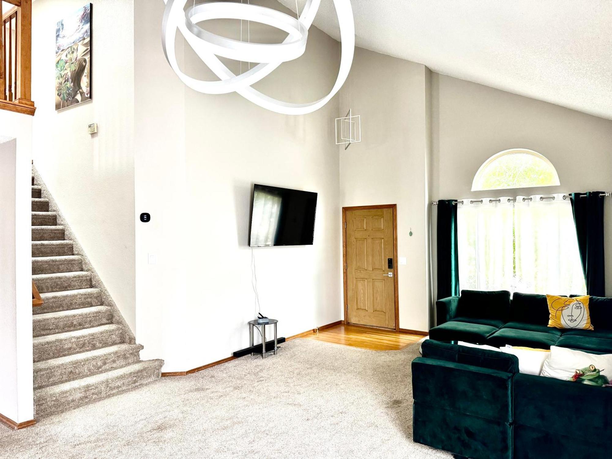 Artsy Home Close To Usafa With Fireplace And Patio 콜로라도스프링스 외부 사진